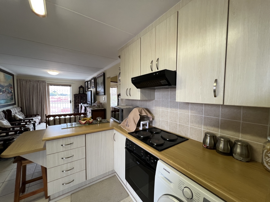 2 Bedroom Property for Sale in C Place Eastern Cape